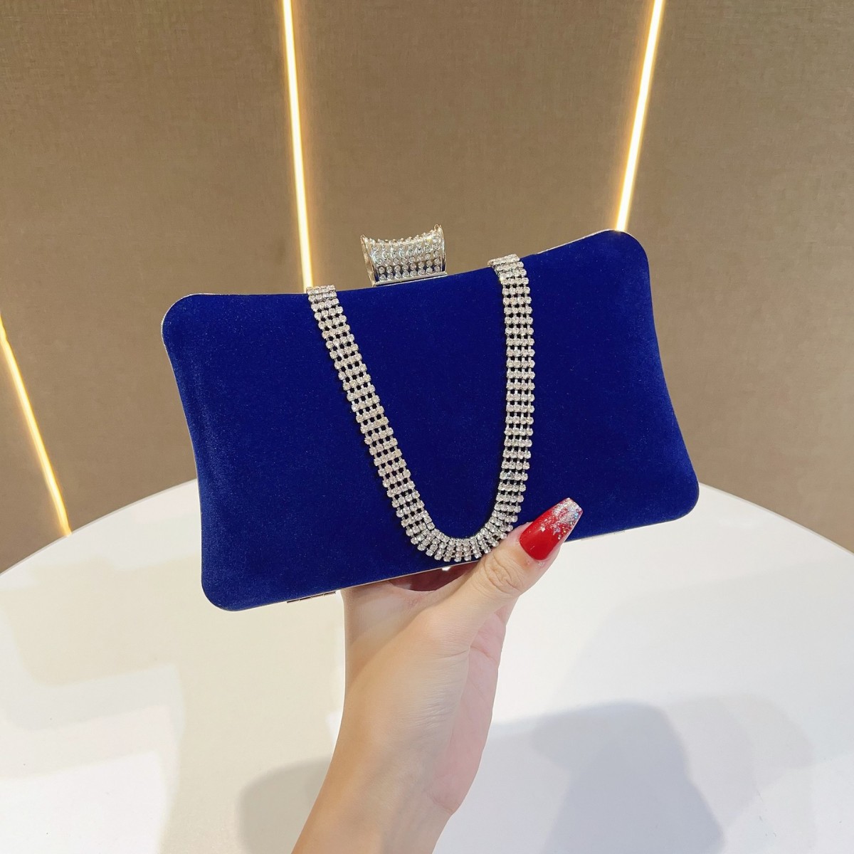 2025 Velvet Banquet Bag Women’ - огляд і ціна Tassel Fringe Trim